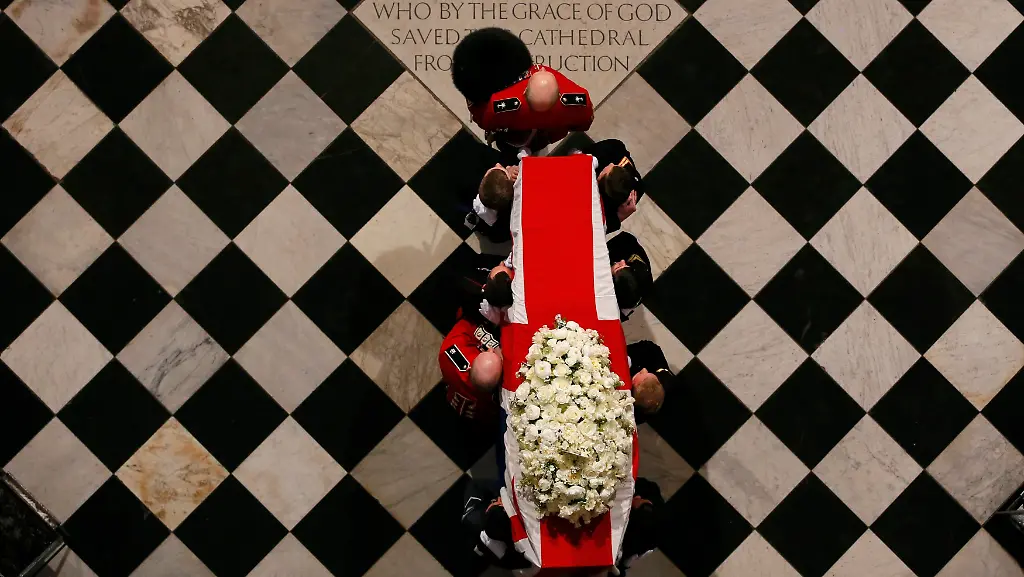 2013-04-17T102039Z-01-MAD308-RTRMDNP-3-BRITAIN-THATCHER-JPG1418414566279862522