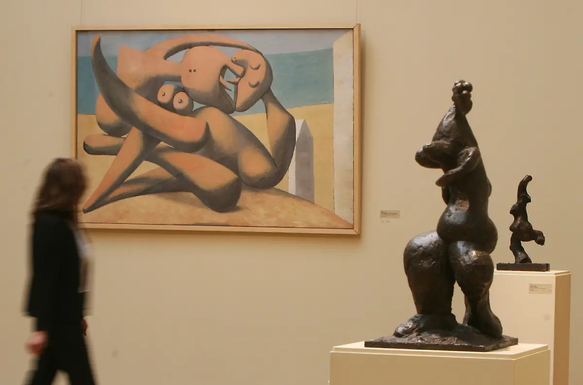 Anlehnung-an-Surrealismus