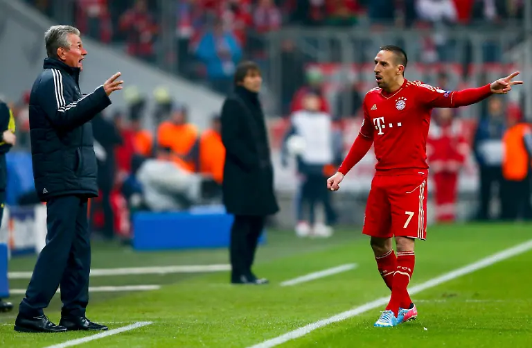 2013-04-02T191119Z-01-CVI117-RTRMDNP-3-SOCCER-CHAMPIONS-JPG2952772906890391816