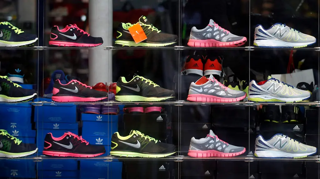 2013-04-01T114144Z-01-SEO102-RTRMDNP-3-KOREA-ECONOMY-INFLATION-JPG5091252075777270301