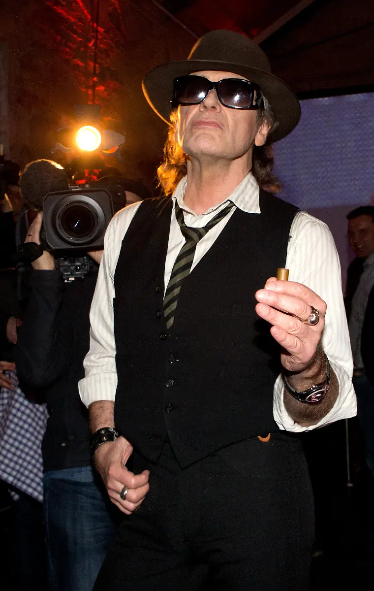 3aqm0656-jpg1510642715795870802