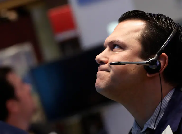 2013-03-26T150609Z-01-NYK502-RTRMDNP-3-MARKETS-STOCKS-JPG2106266408583951676