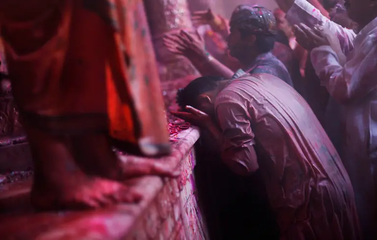 3284F2007C2B50F4-jpg7088660914656383971