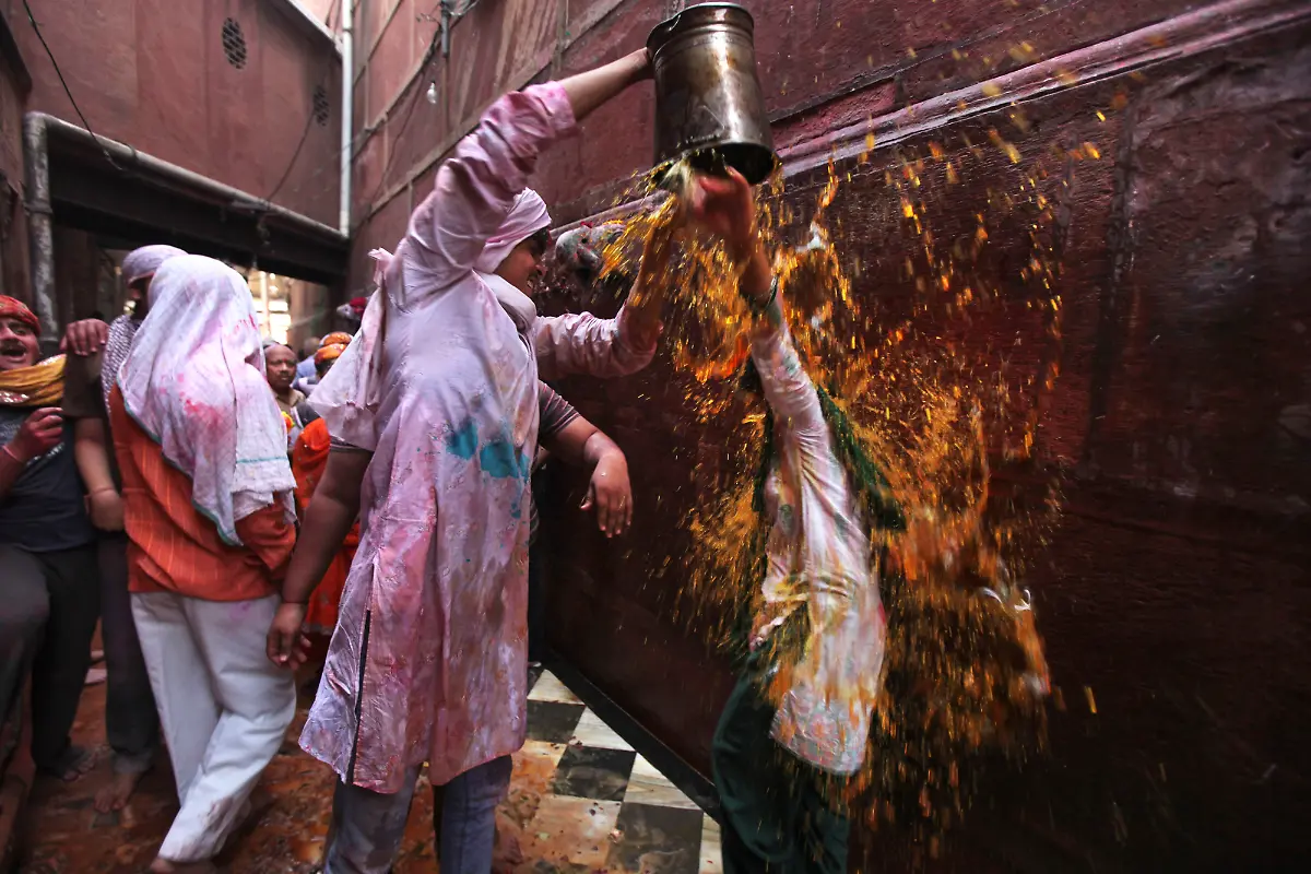 3284F400C7D9E5B6-jpg3809656100397805335