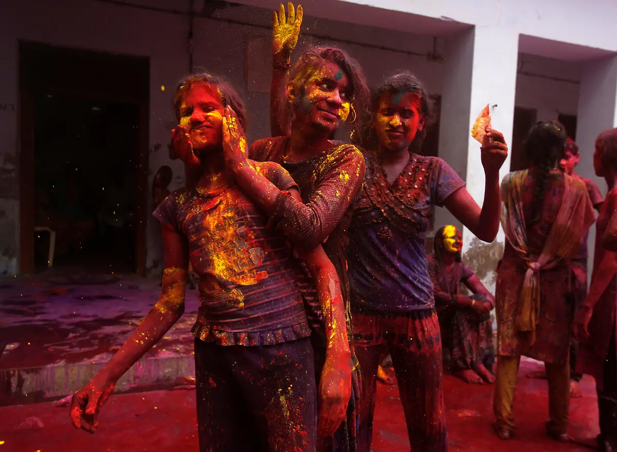 2013-03-27T095817Z-01-VRN11-RTRMDNP-3-INDIA-JPG7671354993210542689