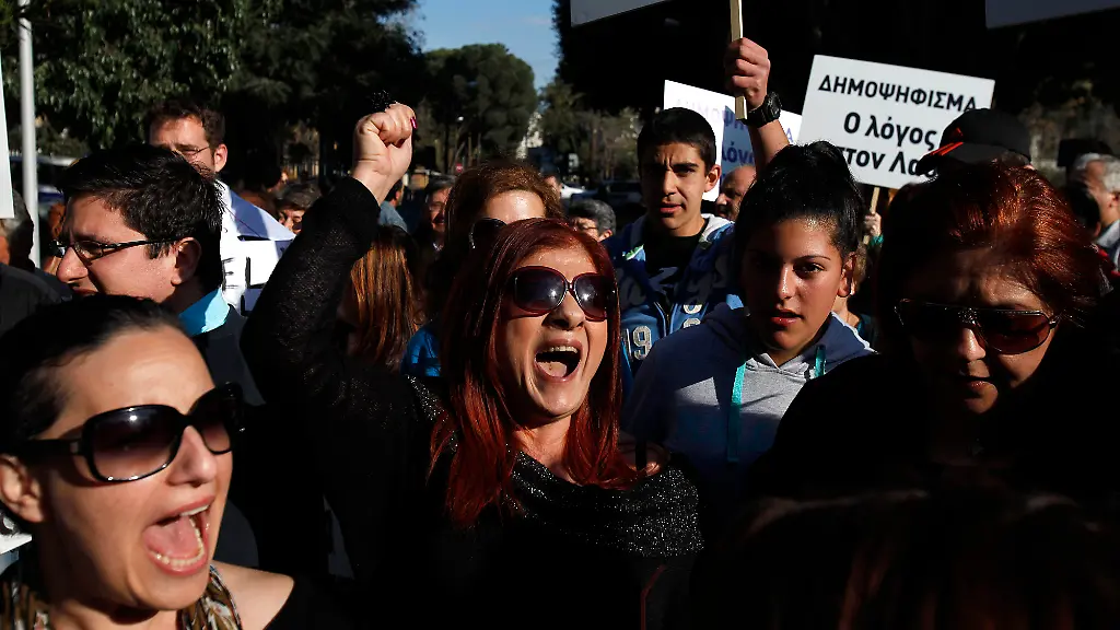 3284E800E6DB5B72-jpg2749675913577822006