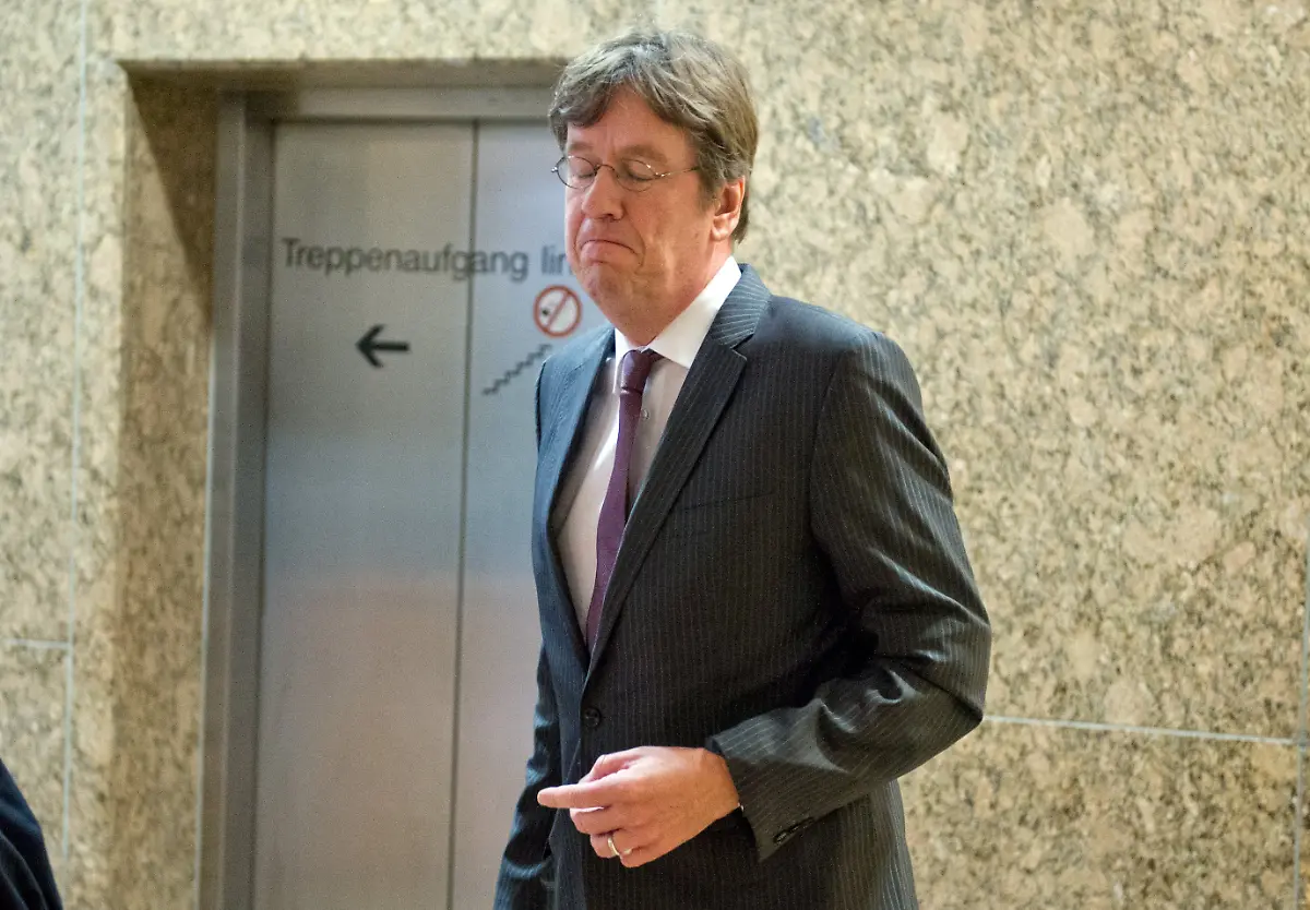 3alv1625-jpg5024916342638566470