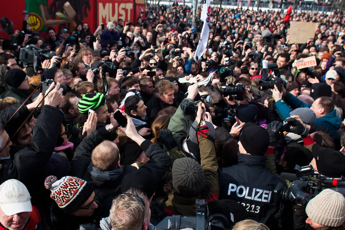 3284E200D84B80FA-jpg8872944291866985757