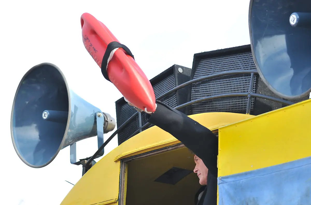 3akg0414-jpg6031739766702901822