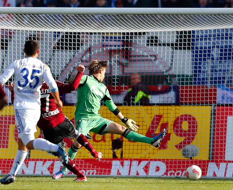 2013-03-16T151049Z-01-MDA08-RTRMDNP-3-SOCCER-GERMANY-JPG4648377833852269187