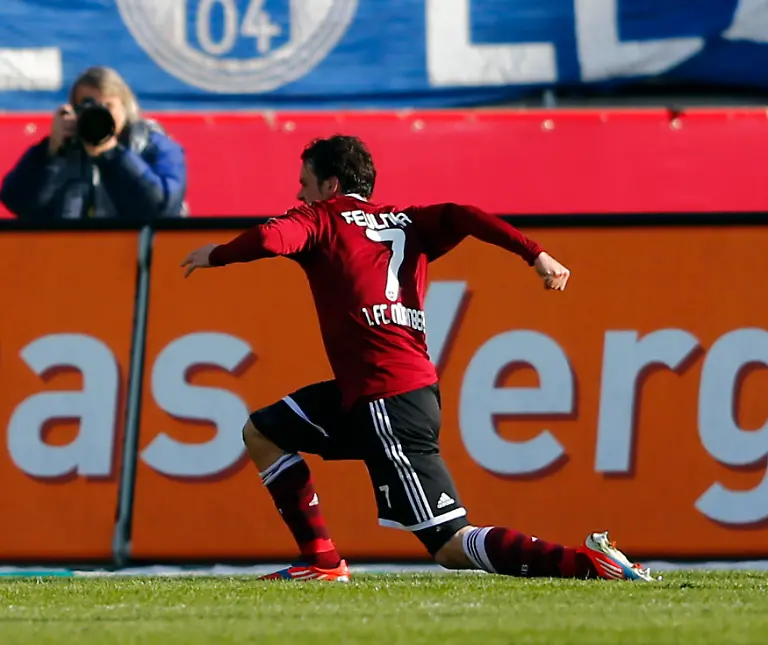 2013-03-16T151340Z-01-MDA09-RTRMDNP-3-SOCCER-GERMANY-JPG720699178100134222