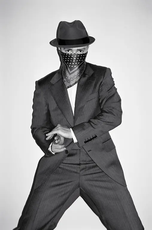 sony157321-19858I8262