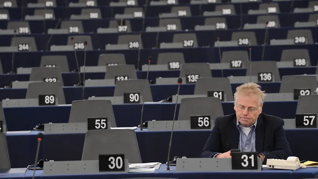 3ahm1448-jpg6957291079953784958