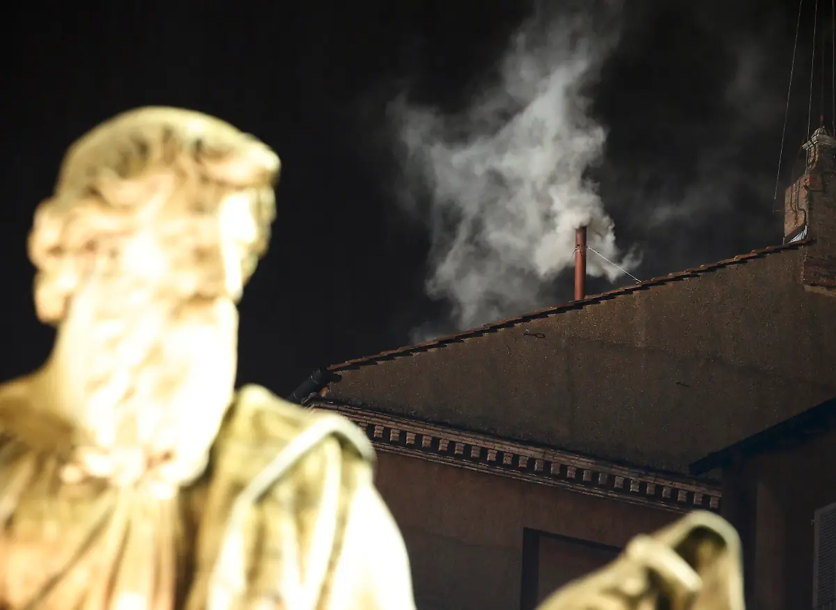 2013-03-13T184911Z-01-CLH116-RTRMDNP-3-POPE-SUCCESSION-JPG6997483977783862190