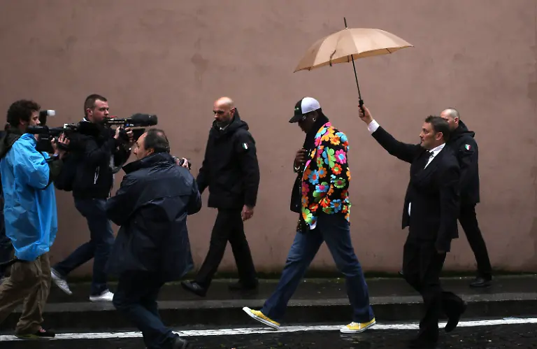 2013-03-13T163327Z-01-PDH403-RTRMDNP-3-POPE-SUCCESSION-JPG210239364470974605