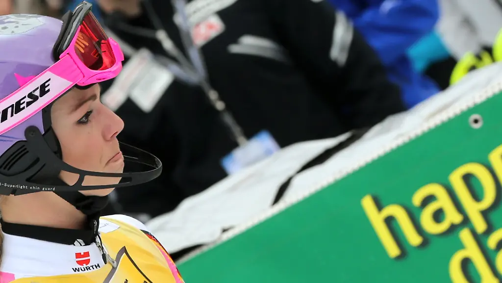 3afo1034-jpg410212793189717950