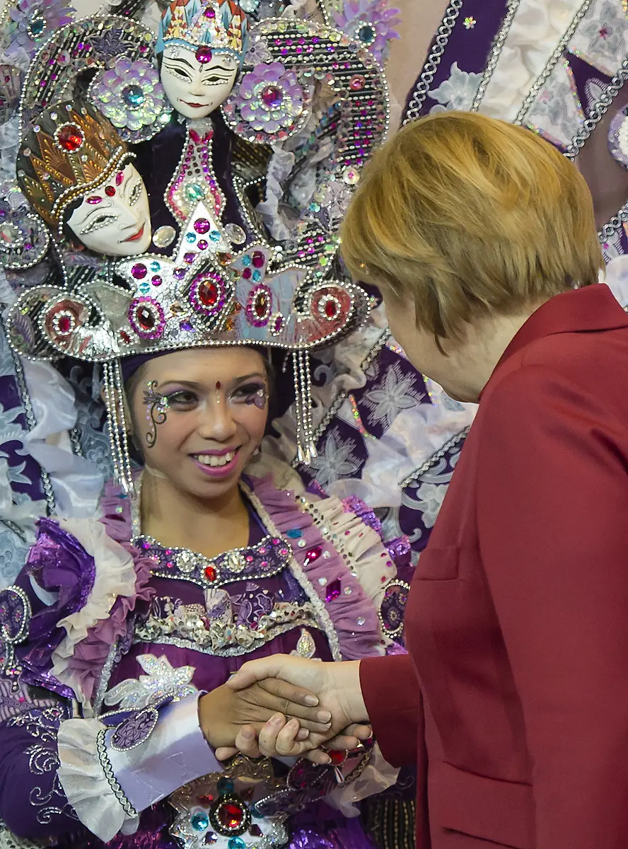 DI30118-20130305-jpg8386770430507677449