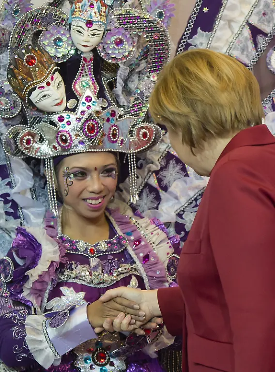 DI30118-20130305-jpg8386770430507677449