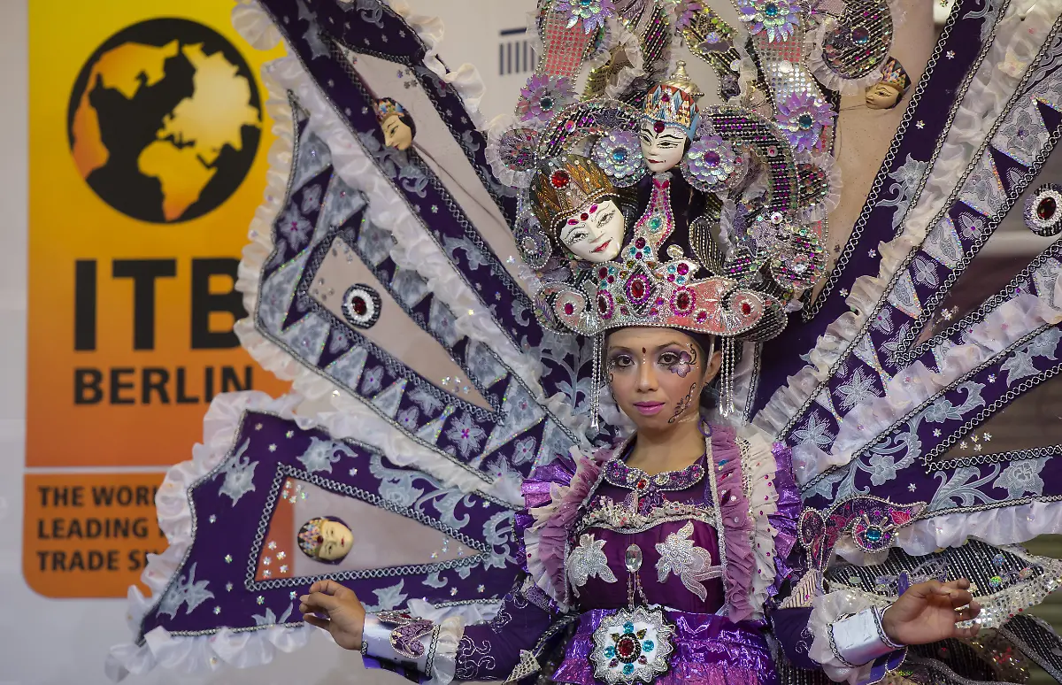 DI30121-20130305-jpg4887446759578242207