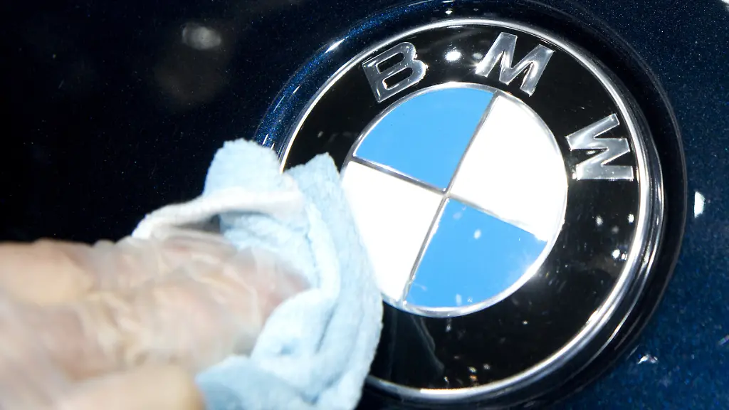 DI10146-20130304-jpg1824449462828211656