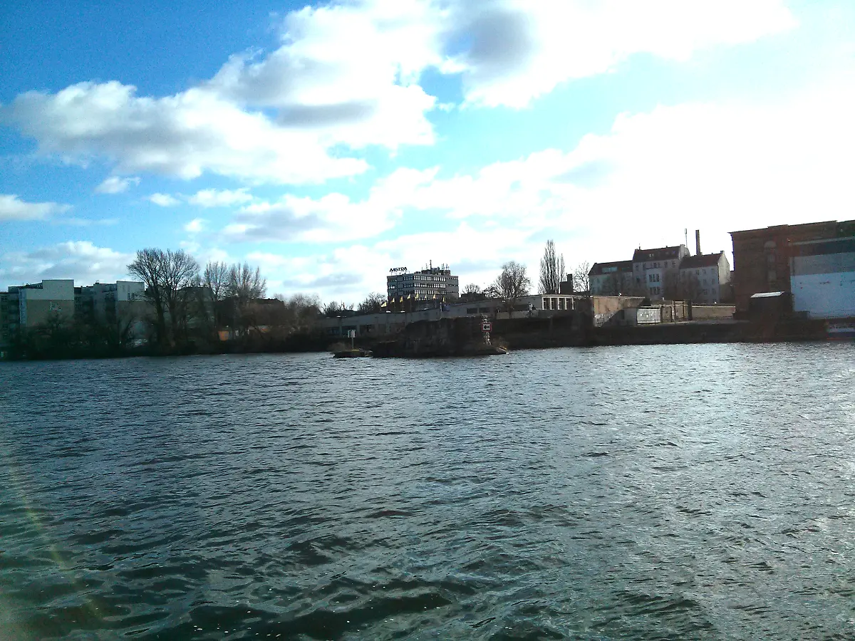 Brommybruecke-Reste-Berlin