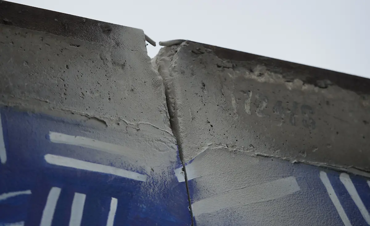 DI10224-20130228-jpg5921108360352993940