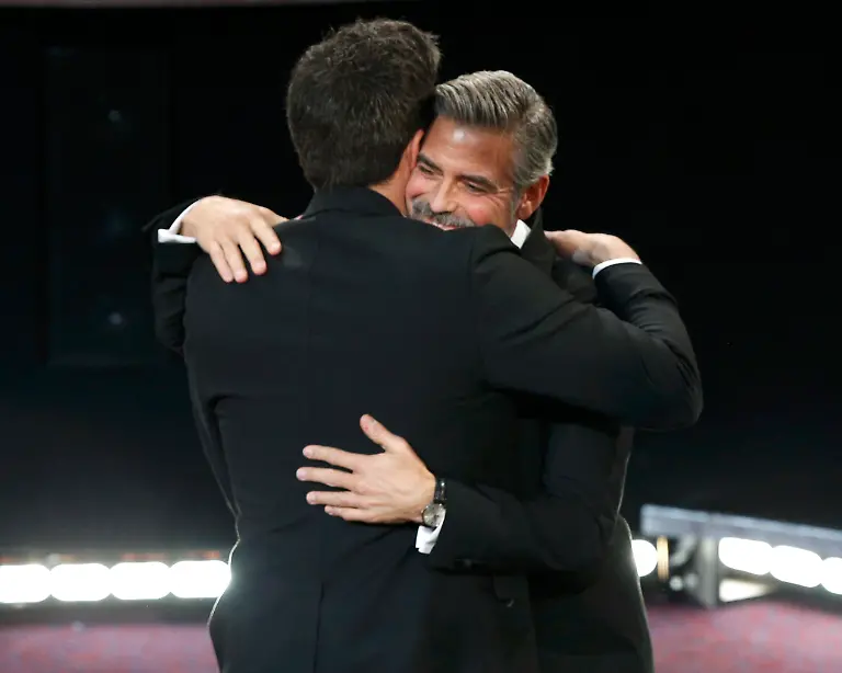 2013-02-25T050246Z-01-OSC477-RTRMDNP-3-OSCARS-JPG8344820336508609250