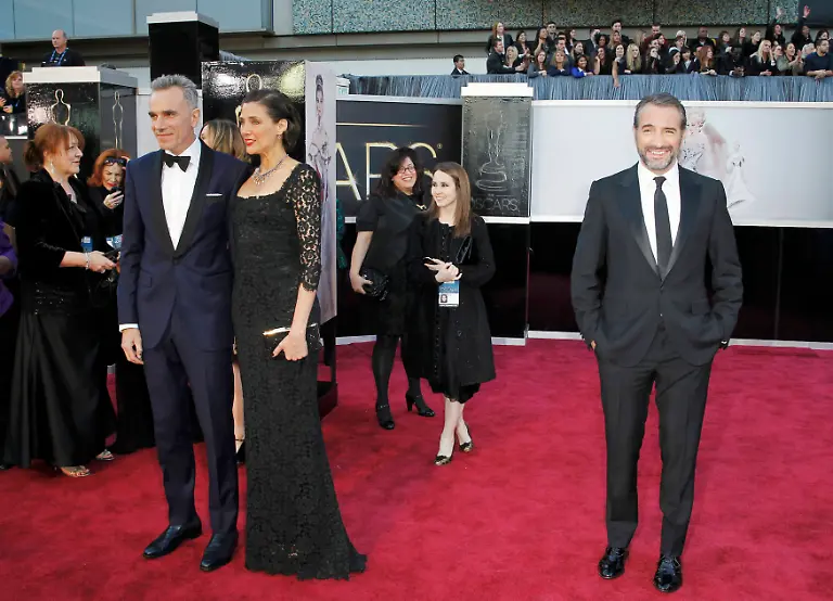 2013-02-25T054912Z-01-OSC3306-RTRMDNP-3-OSCARS-JPG8111980948912746837