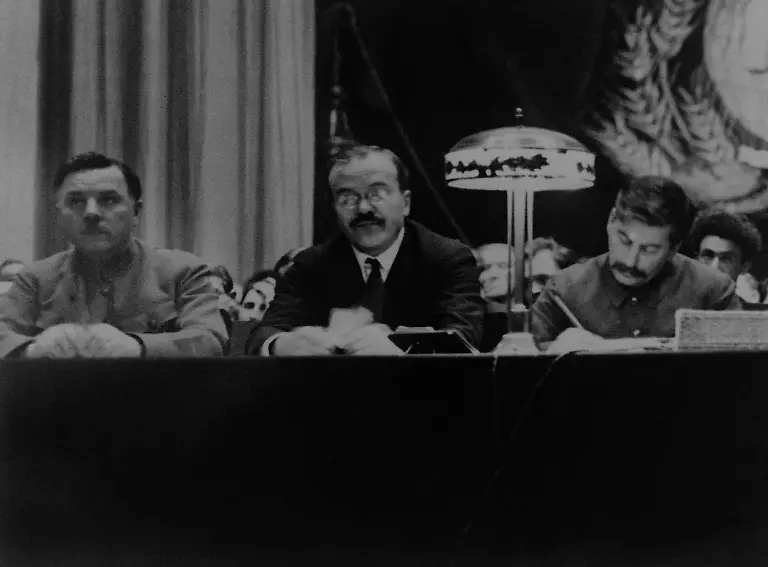 Stalin-Molotow-Woroschilow-16031931