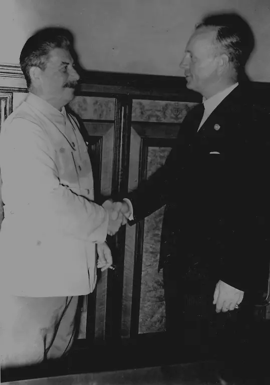 Stalin-Ribbentrop-24081939