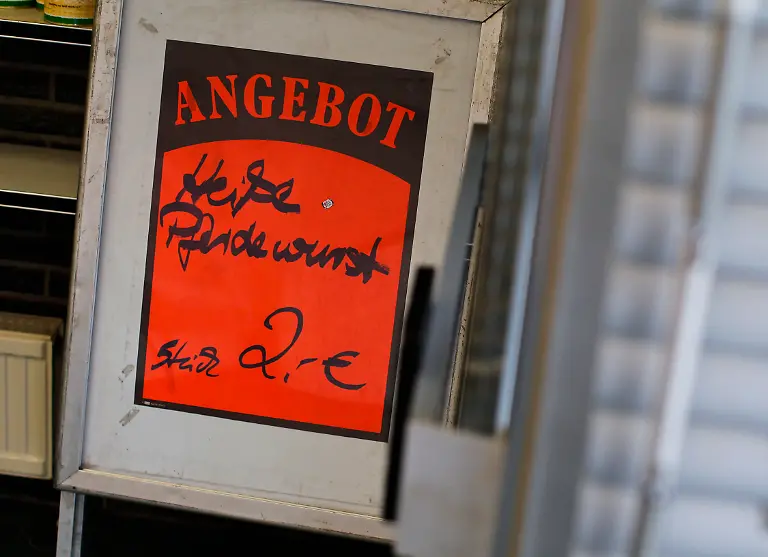 DI10007-20130215-jpg1861796648494736629