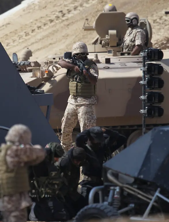 39zq5151-jpg5427383430588140267