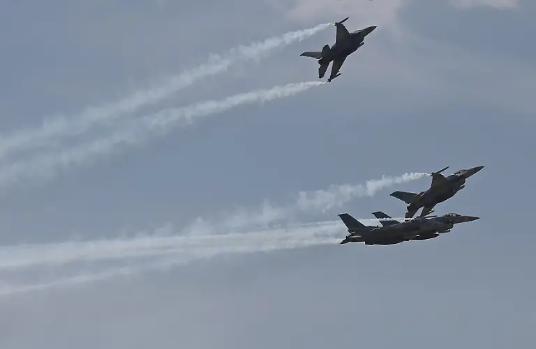 39zr5340-jpg2105444674012863654