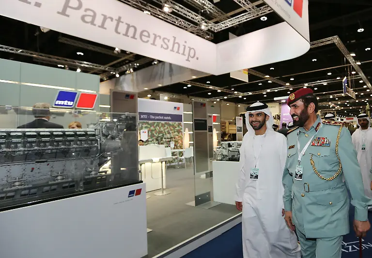 39zt0835-jpg5865691702293340499