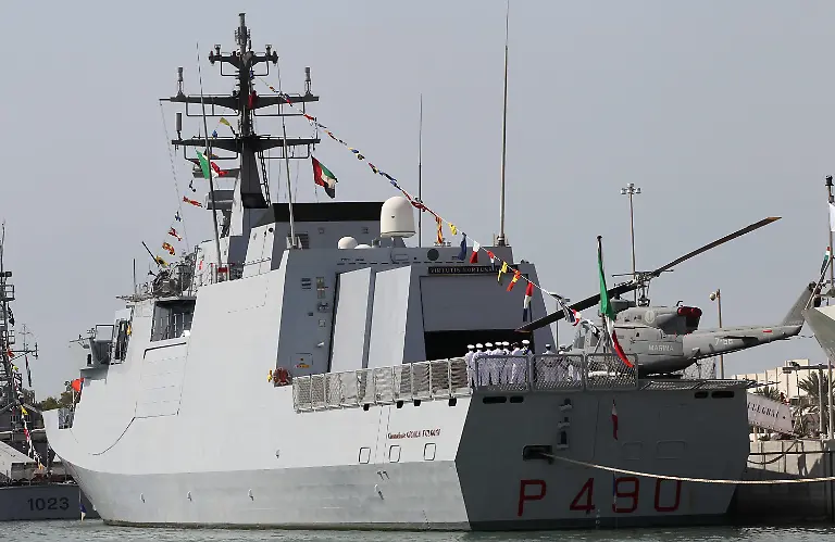 39zw5518-jpg2830554742999700939