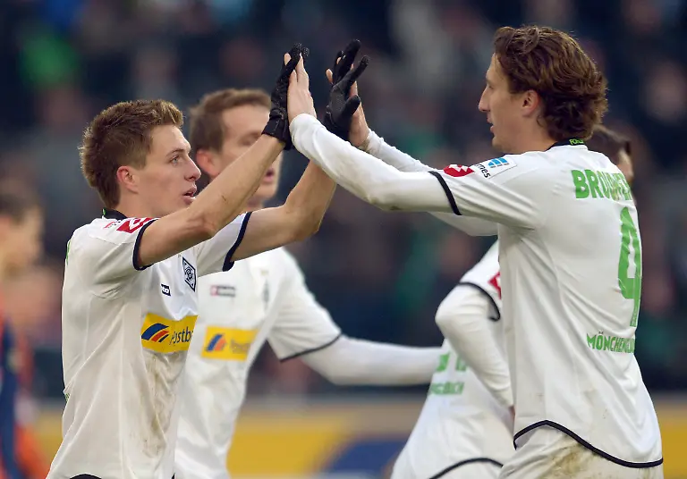 39uh4457-jpg5058354857043978867