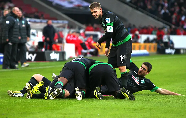 DI30378-20130209-jpg3585653022979588300