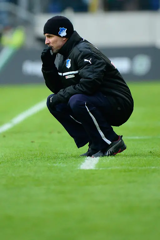 DI30271-20130209-jpg3635842940320998391