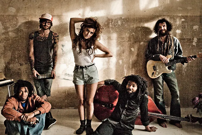 Saint-Lu-New-Press-Picure-8615