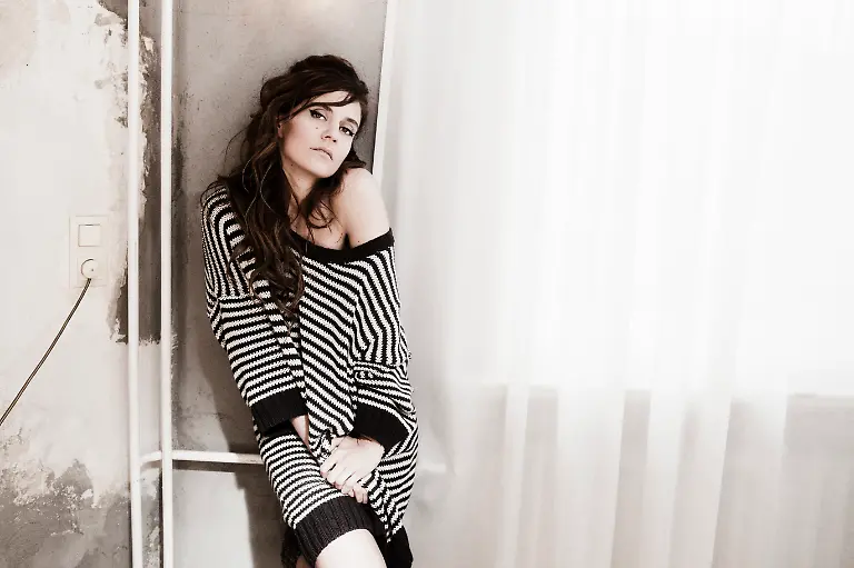 Saint-Lu-New-Press-Picure-8049