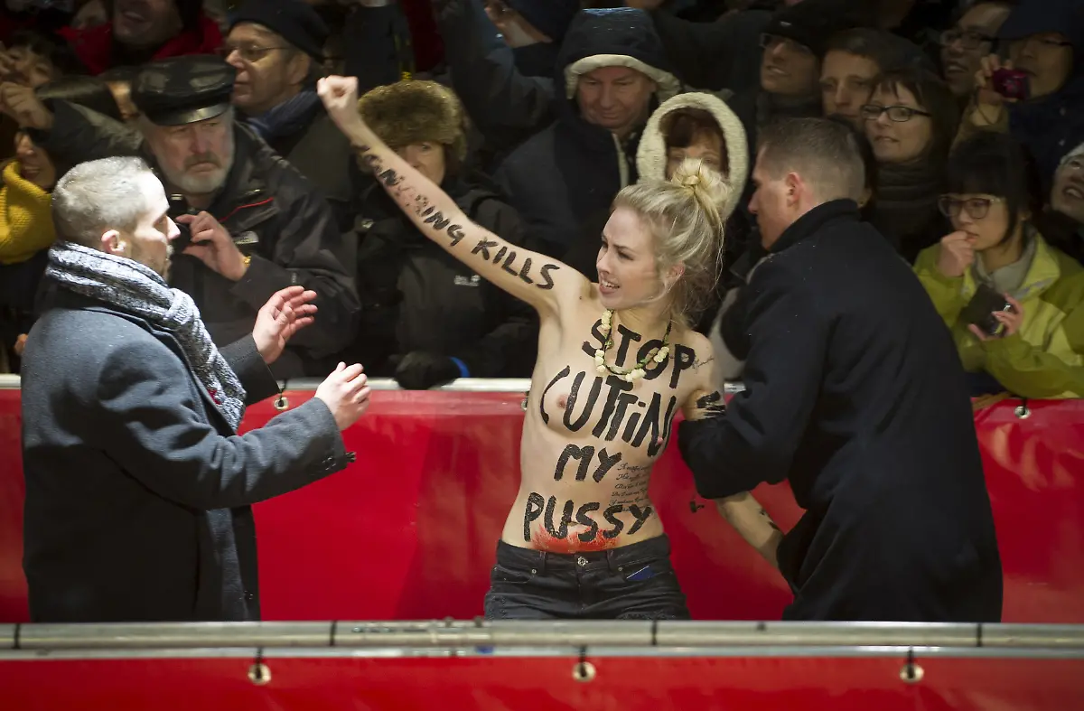 DI10384-20130207-jpg6983003322682245518