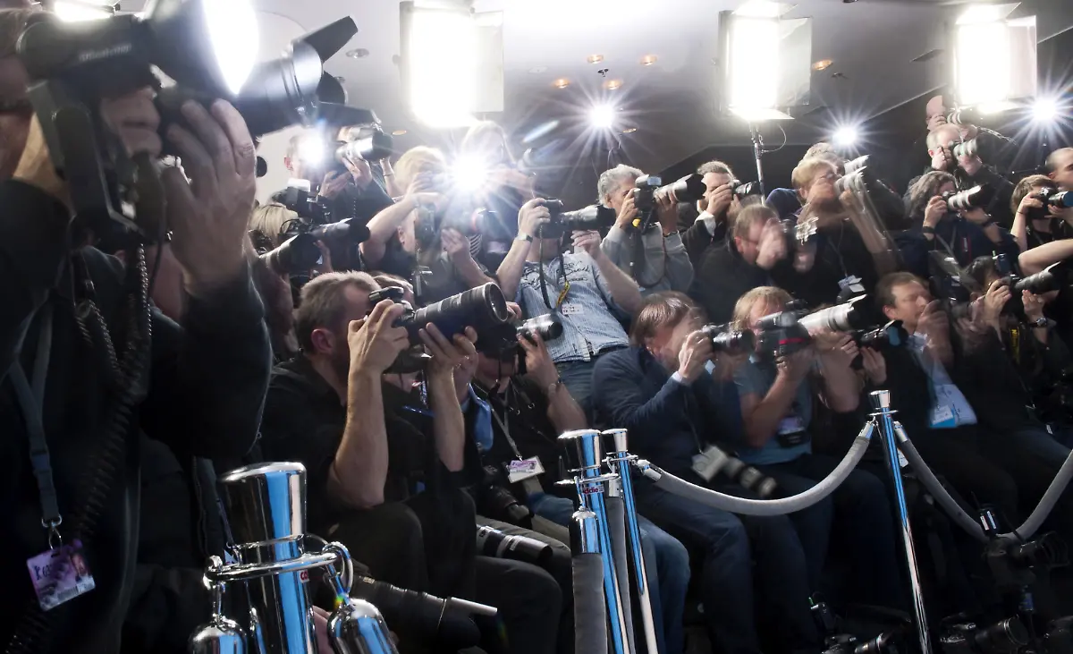 DI30242-20130207-jpg948223089385466193