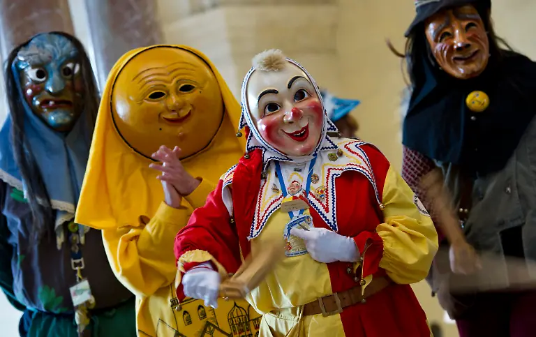 DI10185-20130207-jpg6762090864355733967