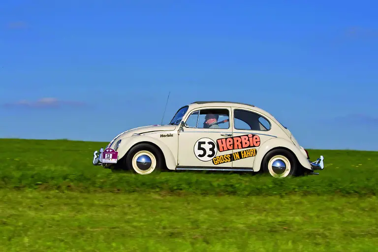 DB2010AU01050-medium