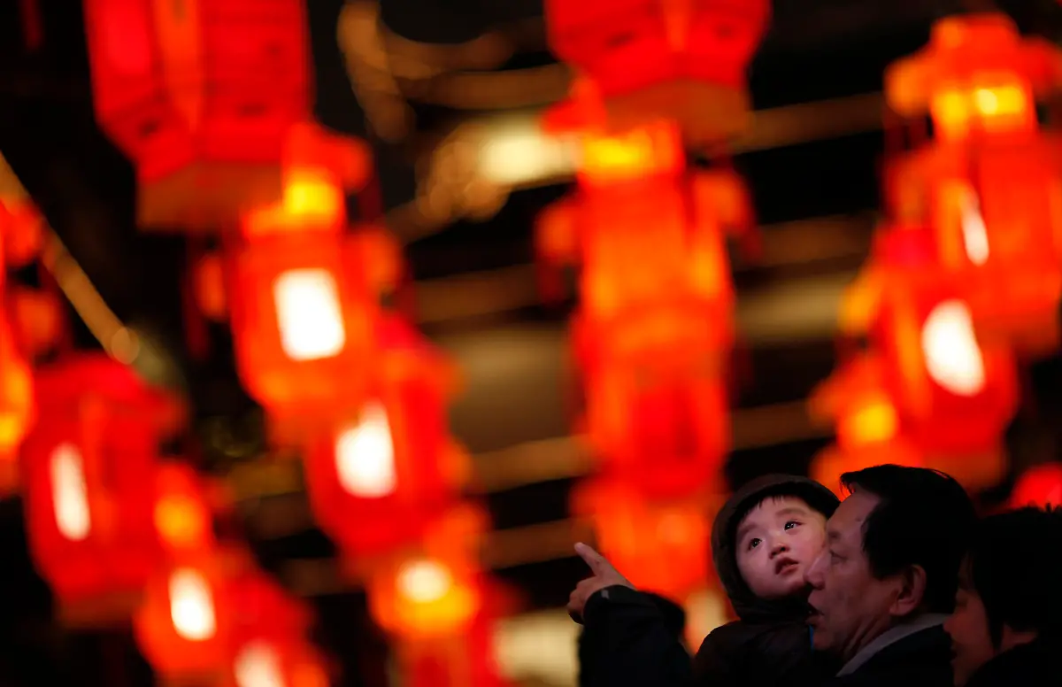 2013-02-06T120818Z-01-CB01-RTRMDNP-3-CHINA-JPG4806928121242643773