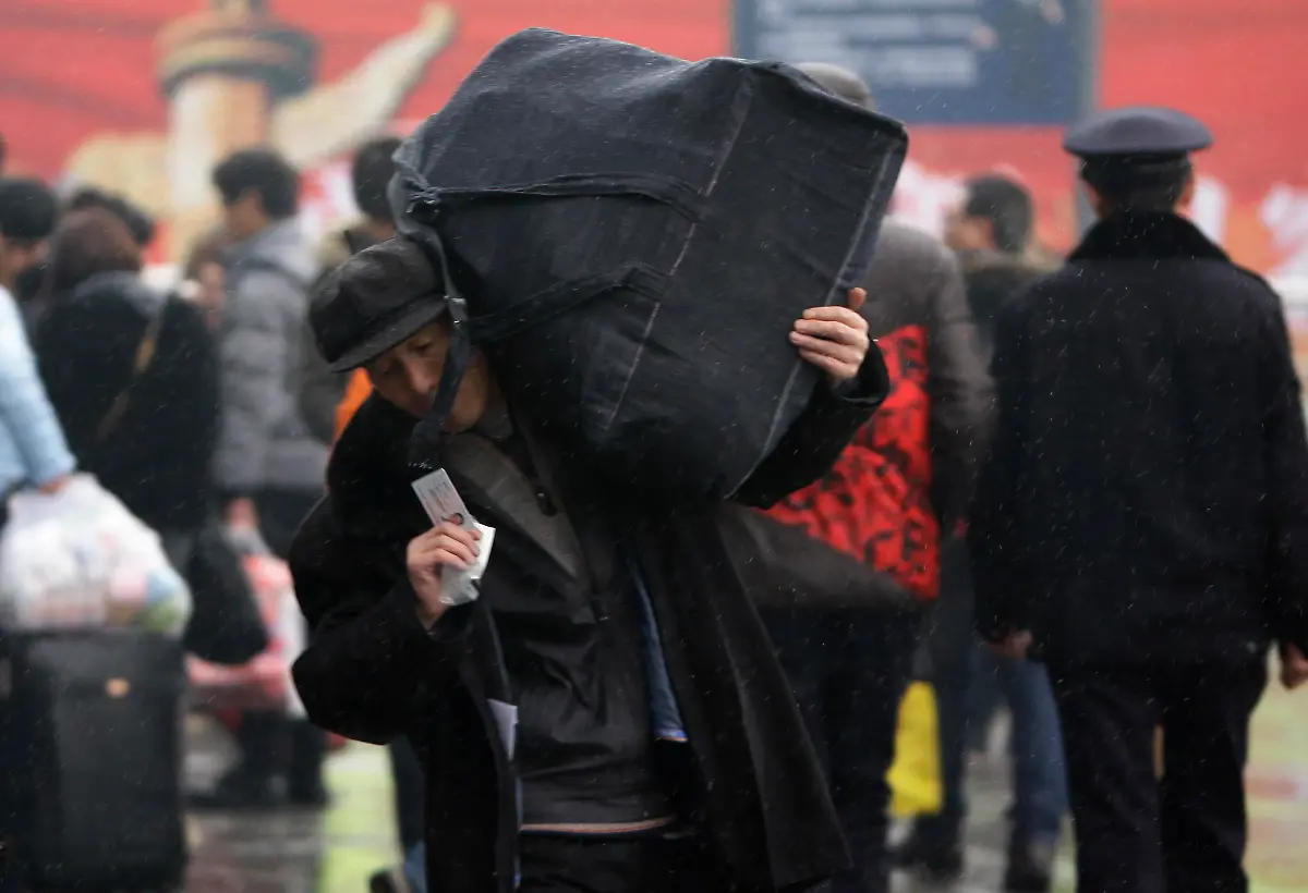 2013-02-03T073113Z-01-PEK303-RTRMDNP-3-CHINA-JPG9156804835390078571