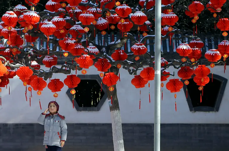 2013-02-04T091507Z-01-PEK303-RTRMDNP-3-CHINA-JPG6084817754347478201