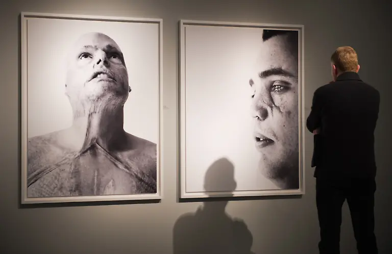 DI30107-20130201-jpg6173601790521031771