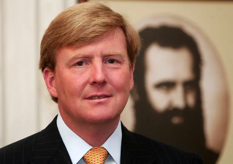 DI30084-20130129-jpg5920710456164410111