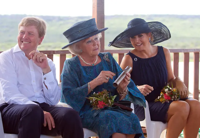 DI30078-20130129-jpg4035157274185501518